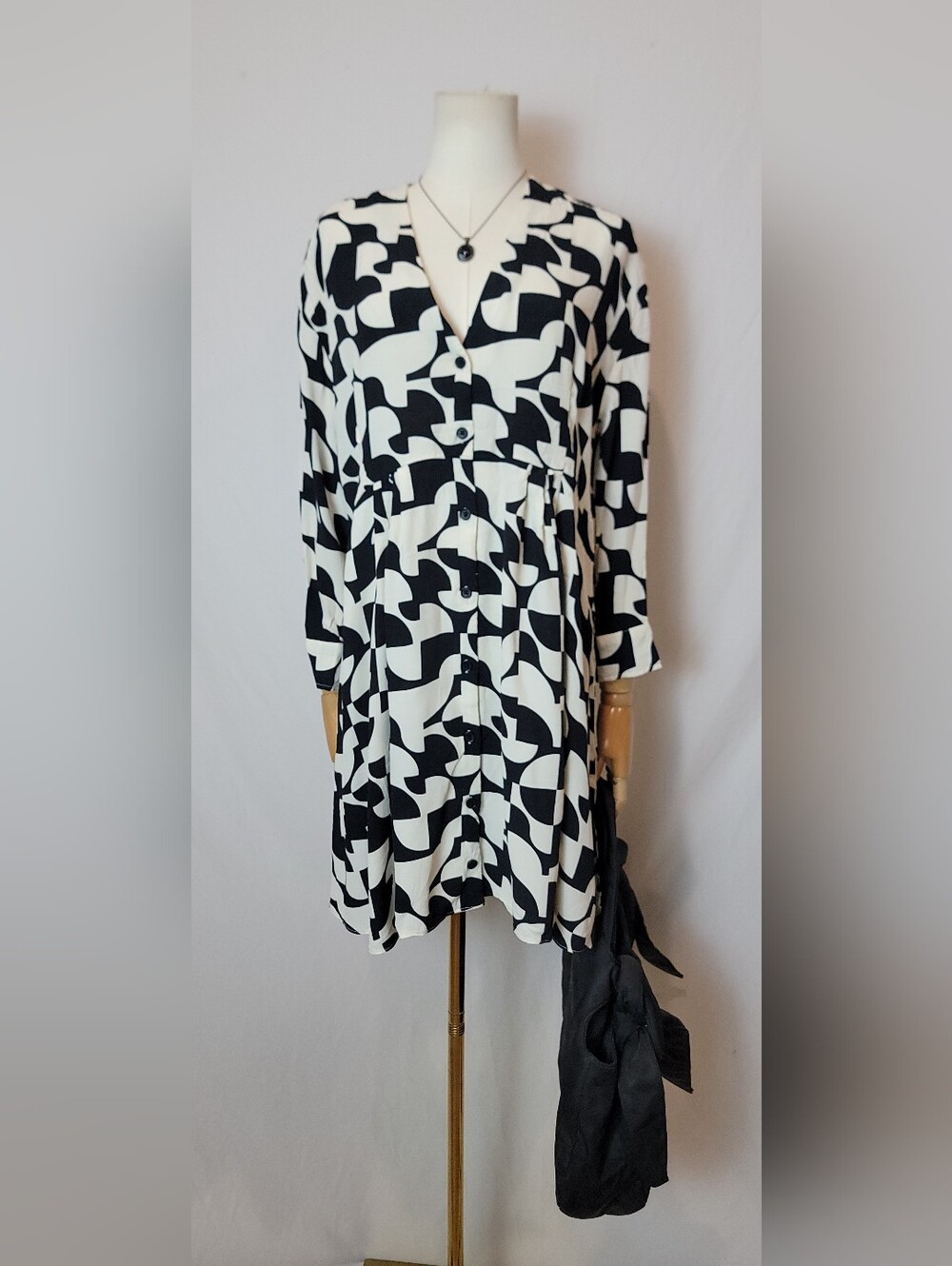 Zara black and white abstract geometric print mini dress, Size Medium